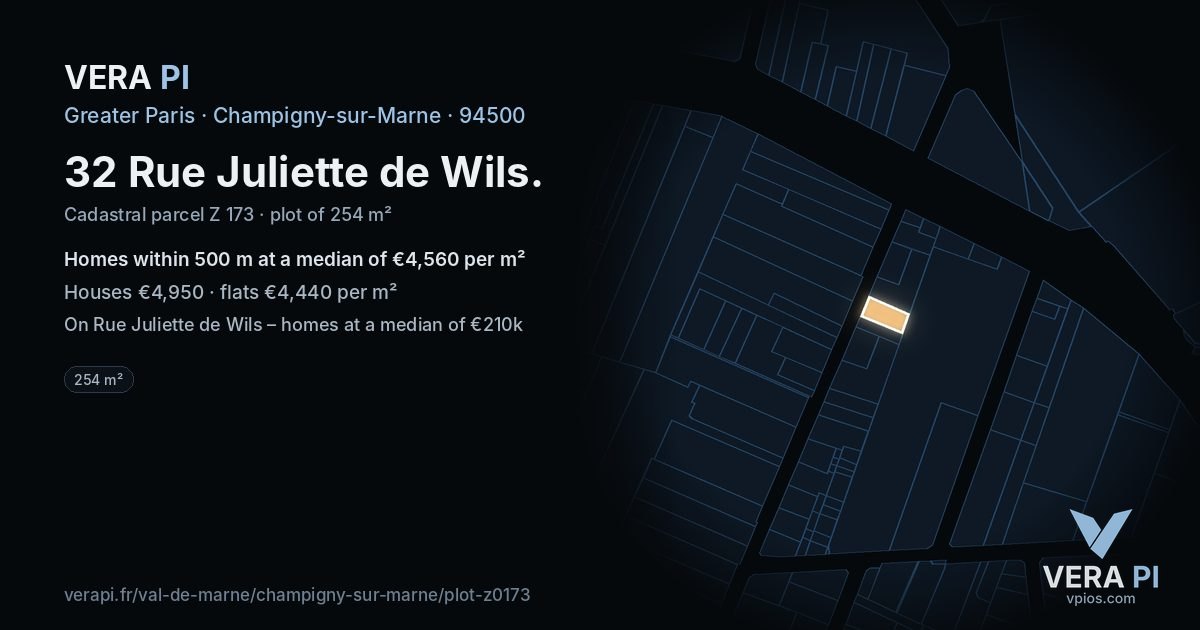 32 Rue Juliette de Wils, Champigny-sur-Marne at night – the plot lit, the parcels around coloured by the prices near them