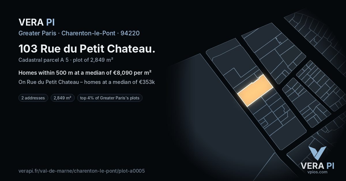 103 Rue du Petit Chateau, Charenton-le-Pont at night – the plot lit, the parcels around coloured by the prices near them