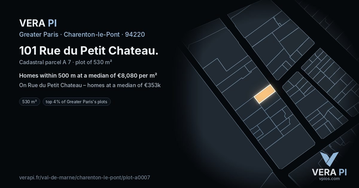 101 Rue du Petit Chateau, Charenton-le-Pont at night – the plot lit, the parcels around coloured by the prices near them