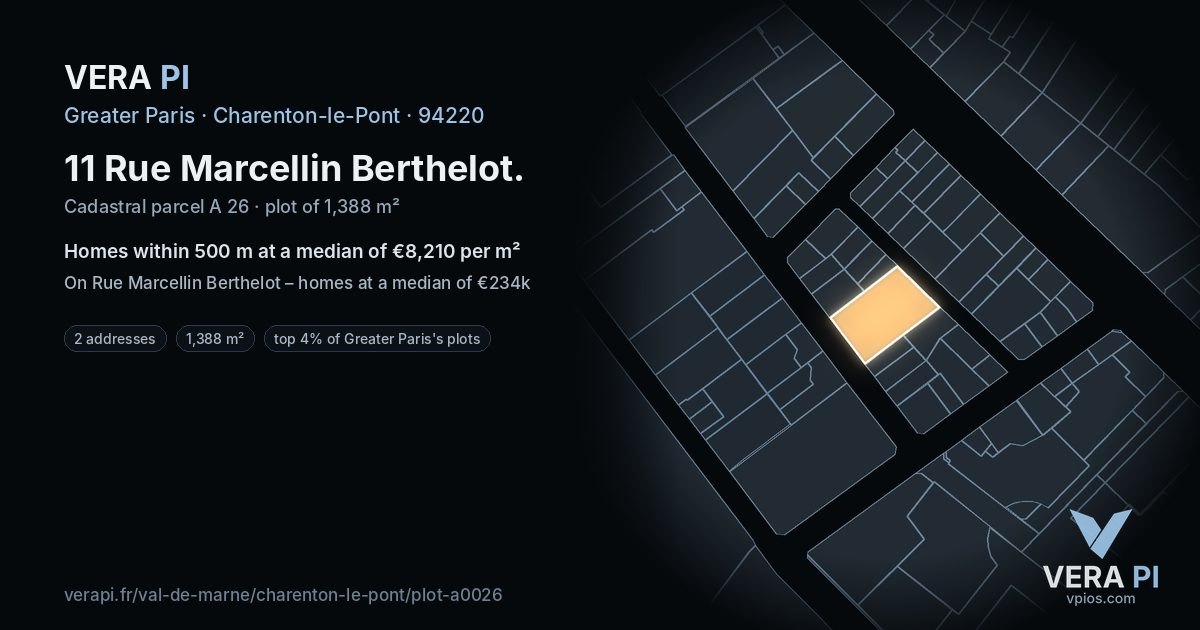 11 Rue Marcellin Berthelot, Charenton-le-Pont at night – the plot lit, the parcels around coloured by the prices near them