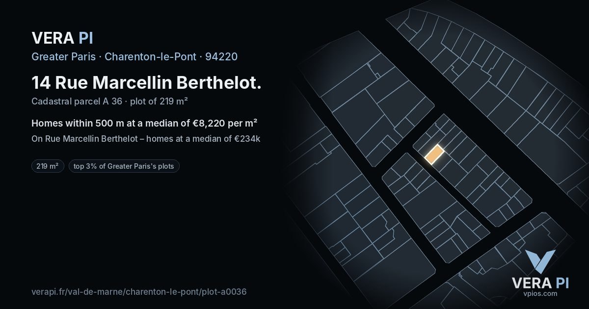 14 Rue Marcellin Berthelot, Charenton-le-Pont at night – the plot lit, the parcels around coloured by the prices near them