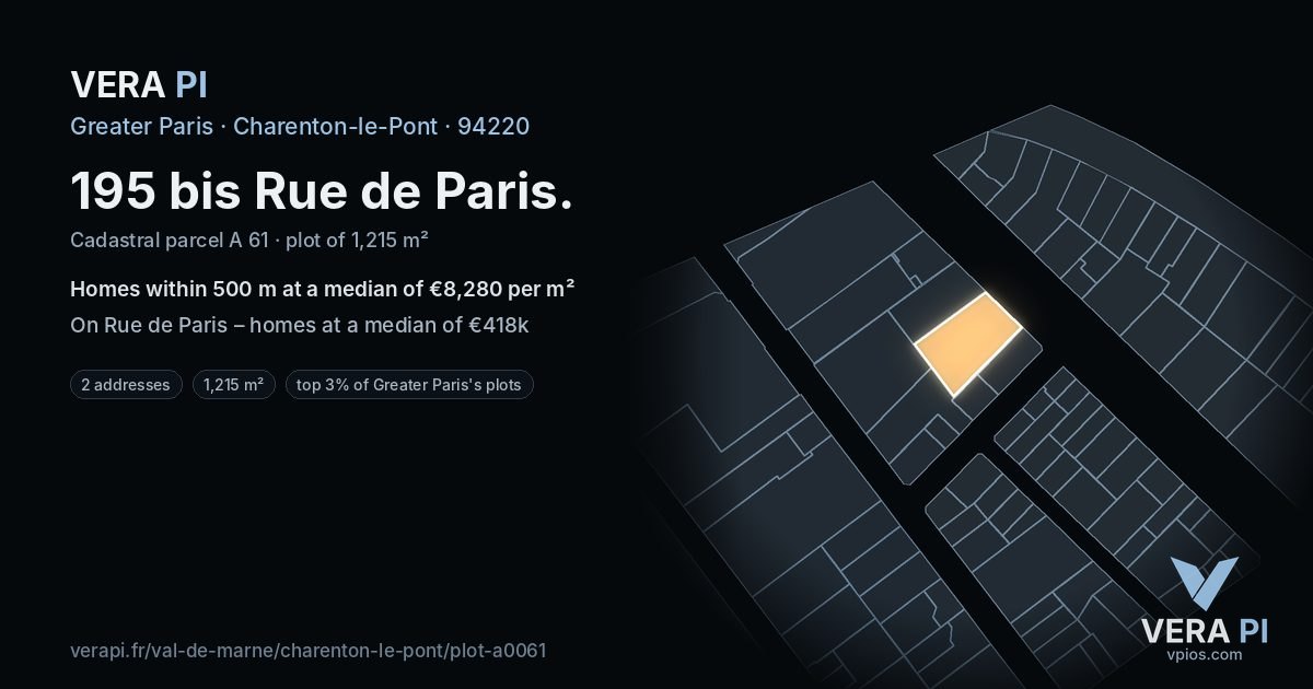 195 bis Rue de Paris, Charenton-le-Pont at night – the plot lit, the parcels around coloured by the prices near them