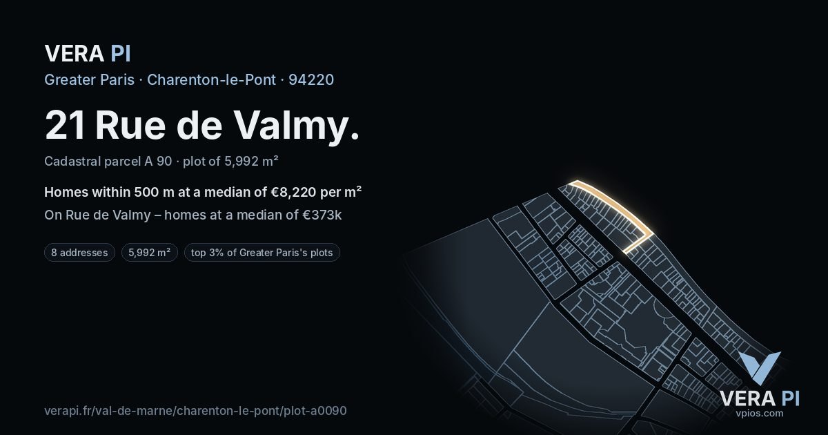 21 Rue de Valmy, Charenton-le-Pont at night – the plot lit, the parcels around coloured by the prices near them