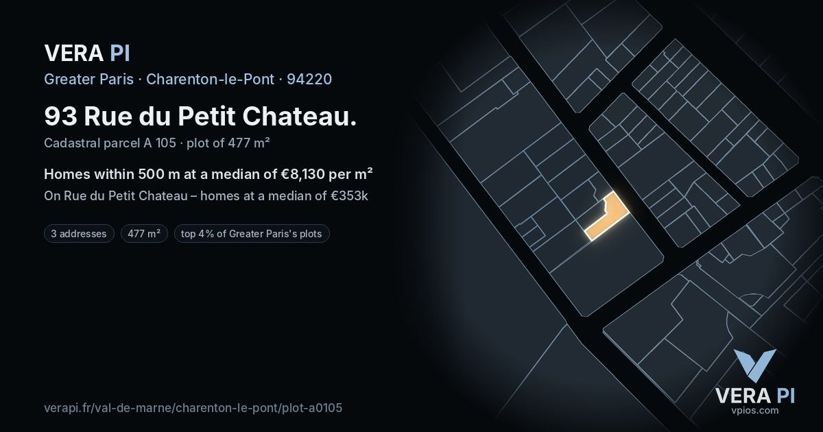 93 Rue du Petit Chateau, Charenton-le-Pont at night – the plot lit, the parcels around coloured by the prices near them