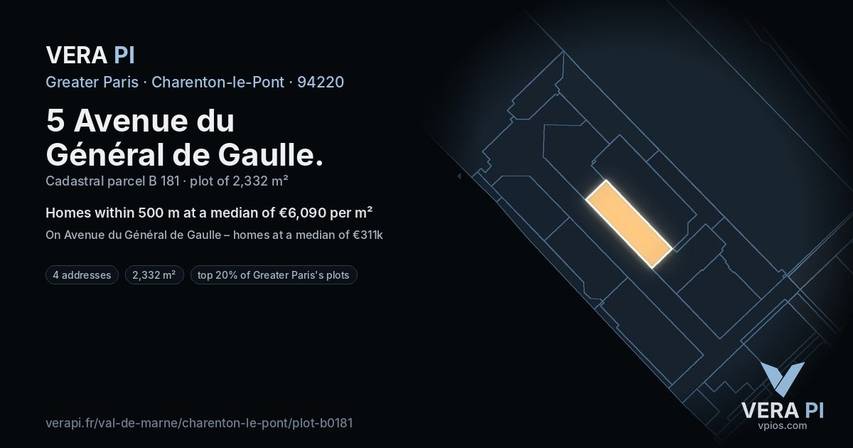 5 Avenue du Général de Gaulle, Charenton-le-Pont at night – the plot lit, the parcels around coloured by the prices near them