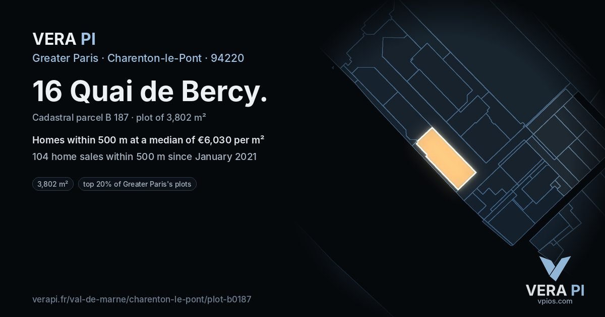 16 Quai de Bercy, Charenton-le-Pont at night – the plot lit, the parcels around coloured by the prices near them
