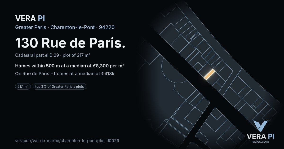 130 Rue de Paris, Charenton-le-Pont at night – the plot lit, the parcels around coloured by the prices near them