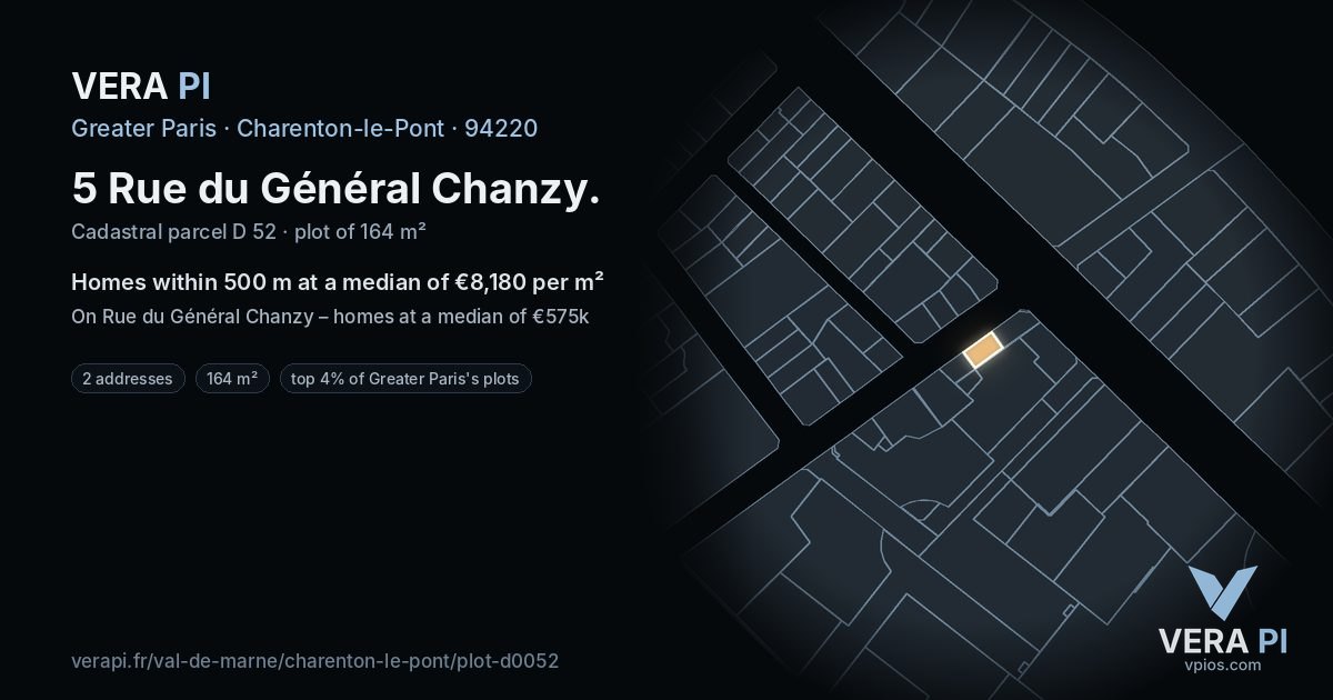 5 Rue du Général Chanzy, Charenton-le-Pont at night – the plot lit, the parcels around coloured by the prices near them