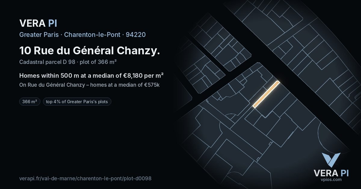 10 Rue du Général Chanzy, Charenton-le-Pont at night – the plot lit, the parcels around coloured by the prices near them