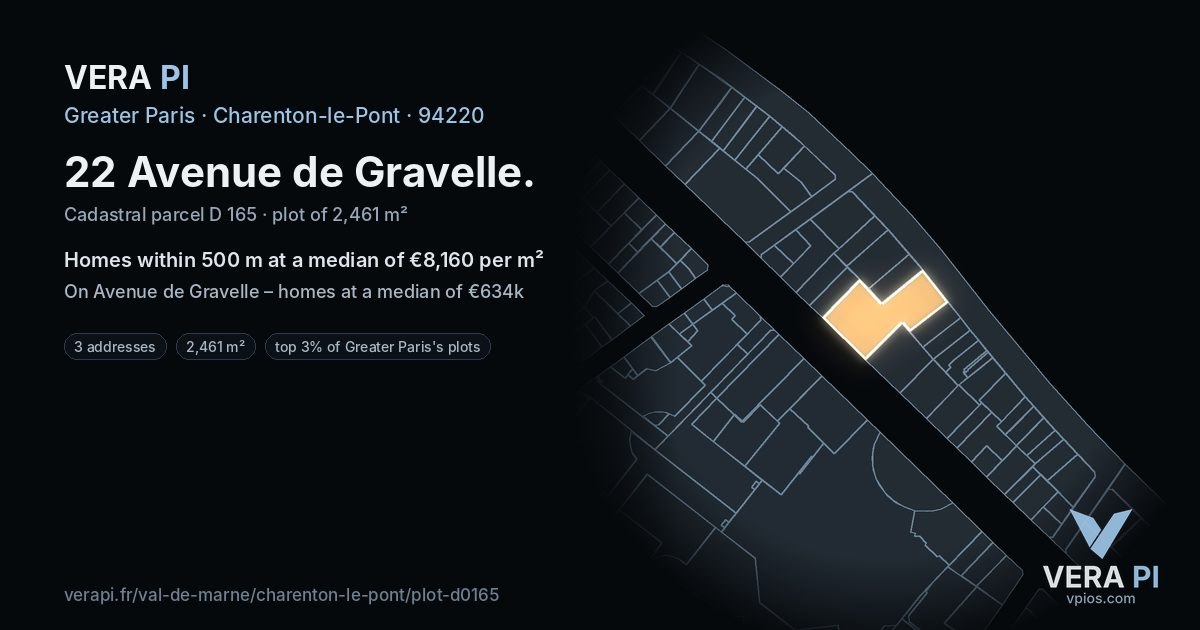 22 Avenue de Gravelle, Charenton-le-Pont at night – the plot lit, the parcels around coloured by the prices near them