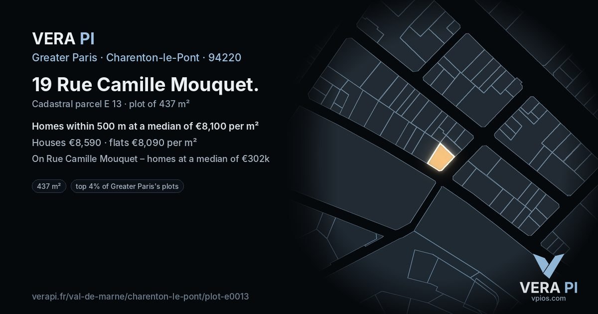 19 Rue Camille Mouquet, Charenton-le-Pont at night – the plot lit, the parcels around coloured by the prices near them