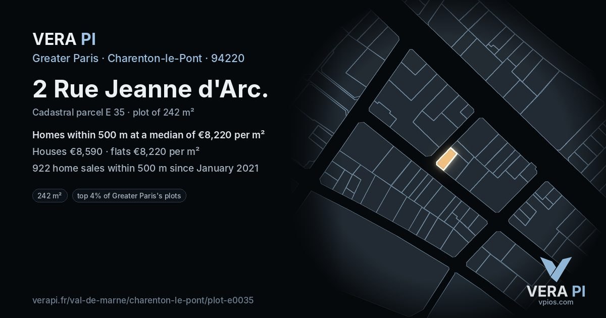 2 Rue Jeanne d'Arc, Charenton-le-Pont at night – the plot lit, the parcels around coloured by the prices near them