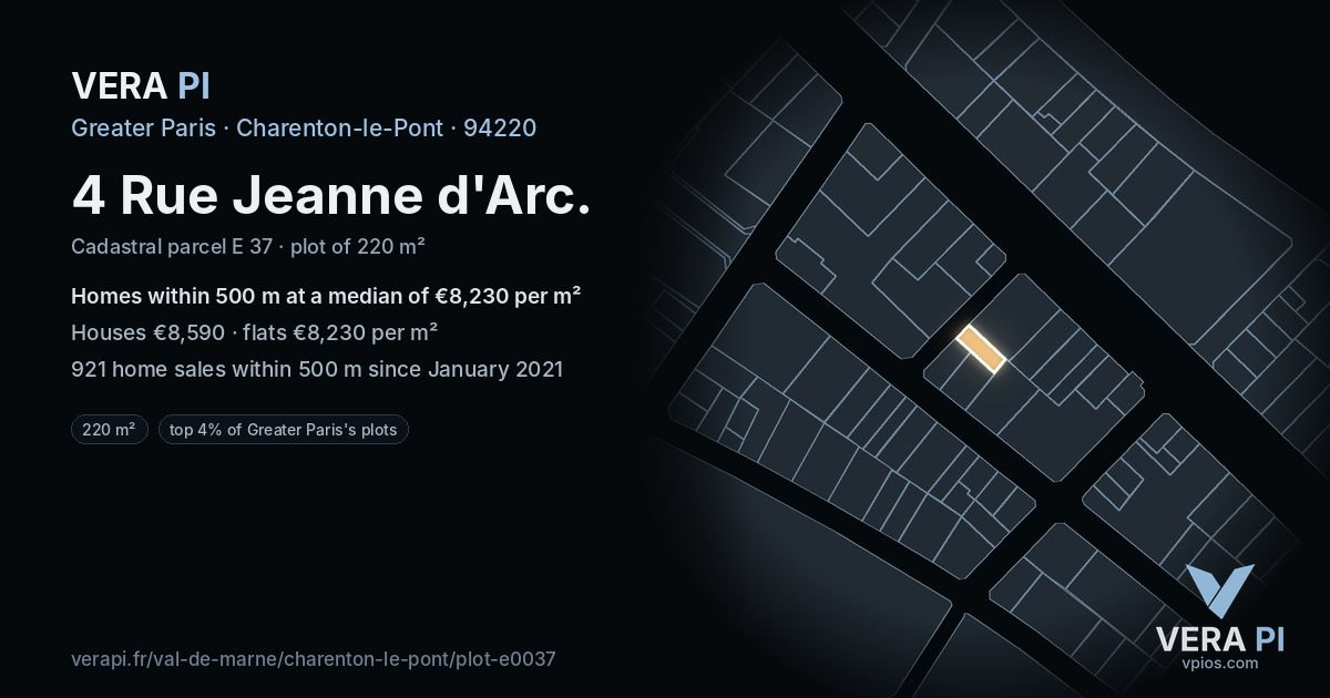 4 Rue Jeanne d'Arc, Charenton-le-Pont at night – the plot lit, the parcels around coloured by the prices near them