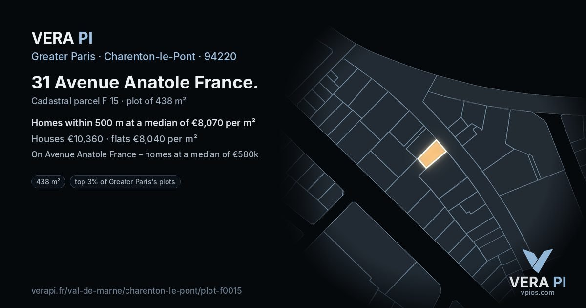 31 Avenue Anatole France, Charenton-le-Pont at night – the plot lit, the parcels around coloured by the prices near them