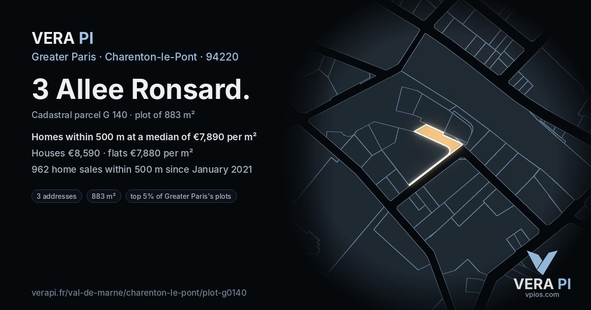 3 Allee Ronsard, Charenton-le-Pont at night – the plot lit, the parcels around coloured by the prices near them