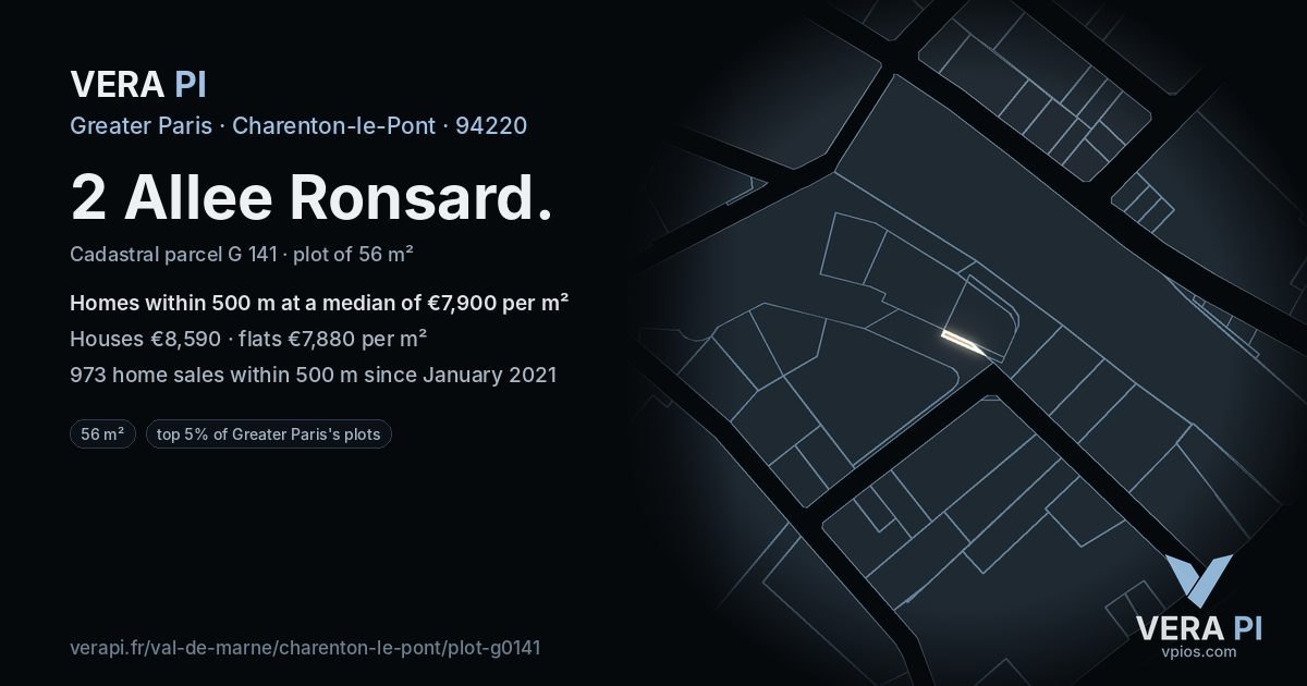2 Allee Ronsard, Charenton-le-Pont at night – the plot lit, the parcels around coloured by the prices near them