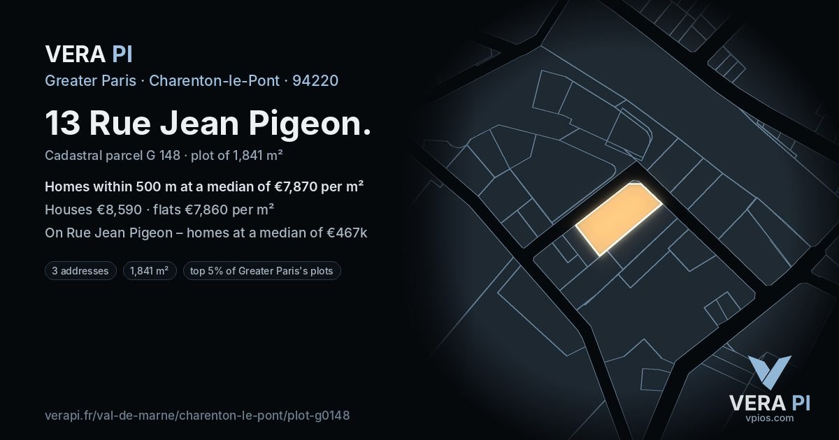 13 Rue Jean Pigeon, Charenton-le-Pont at night – the plot lit, the parcels around coloured by the prices near them