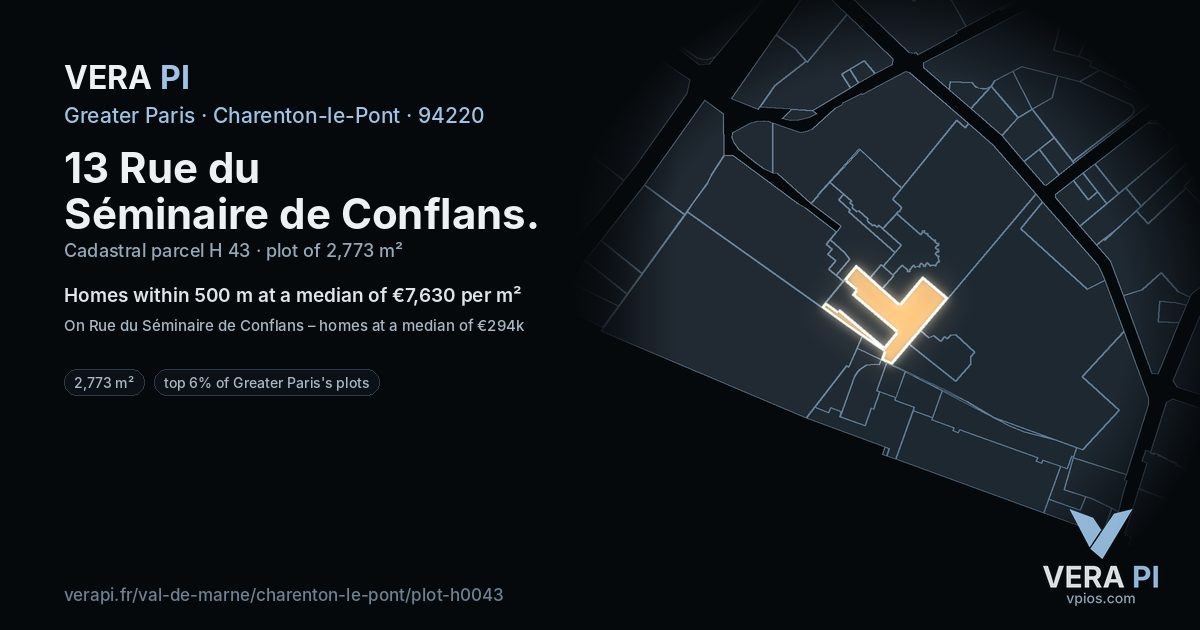 13 Rue du Séminaire de Conflans, Charenton-le-Pont at night – the plot lit, the parcels around coloured by the prices near them