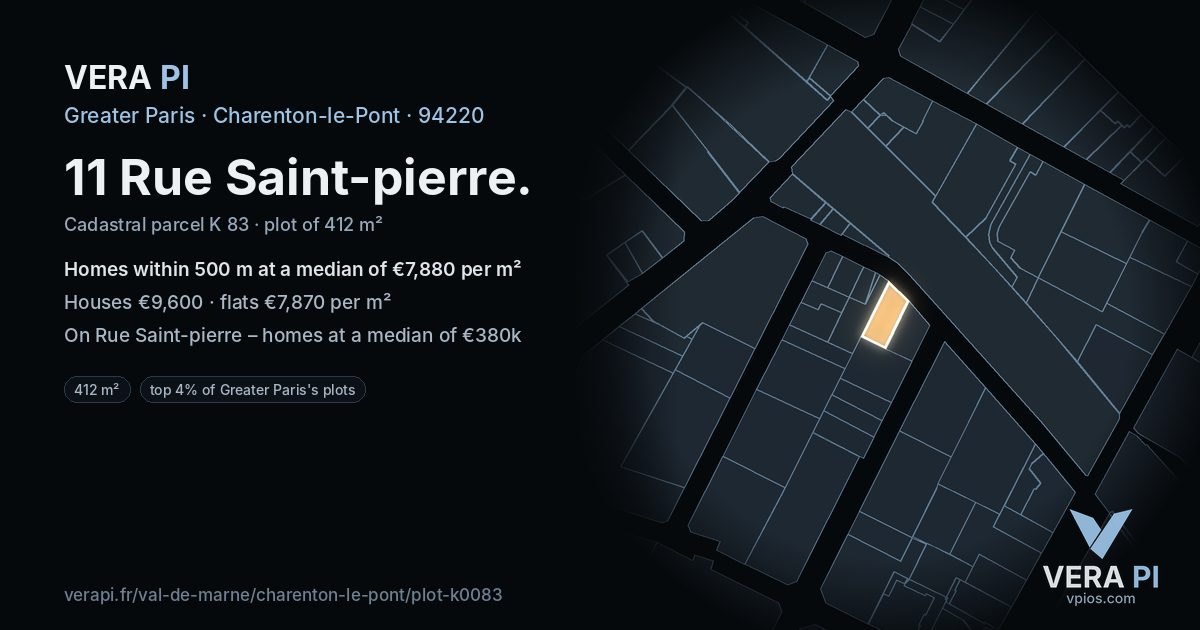 11 Rue Saint-pierre, Charenton-le-Pont at night – the plot lit, the parcels around coloured by the prices near them