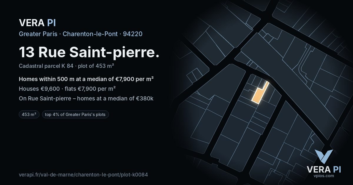 13 Rue Saint-pierre, Charenton-le-Pont at night – the plot lit, the parcels around coloured by the prices near them