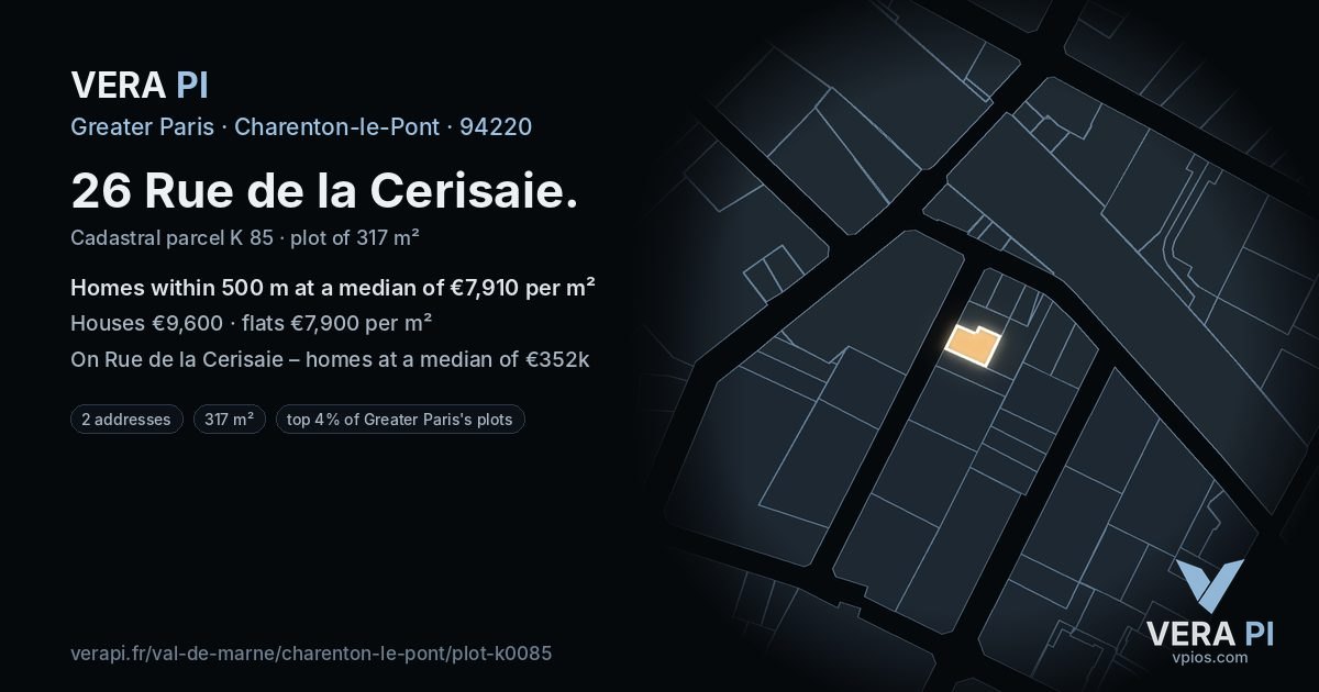 26 Rue de la Cerisaie, Charenton-le-Pont at night – the plot lit, the parcels around coloured by the prices near them