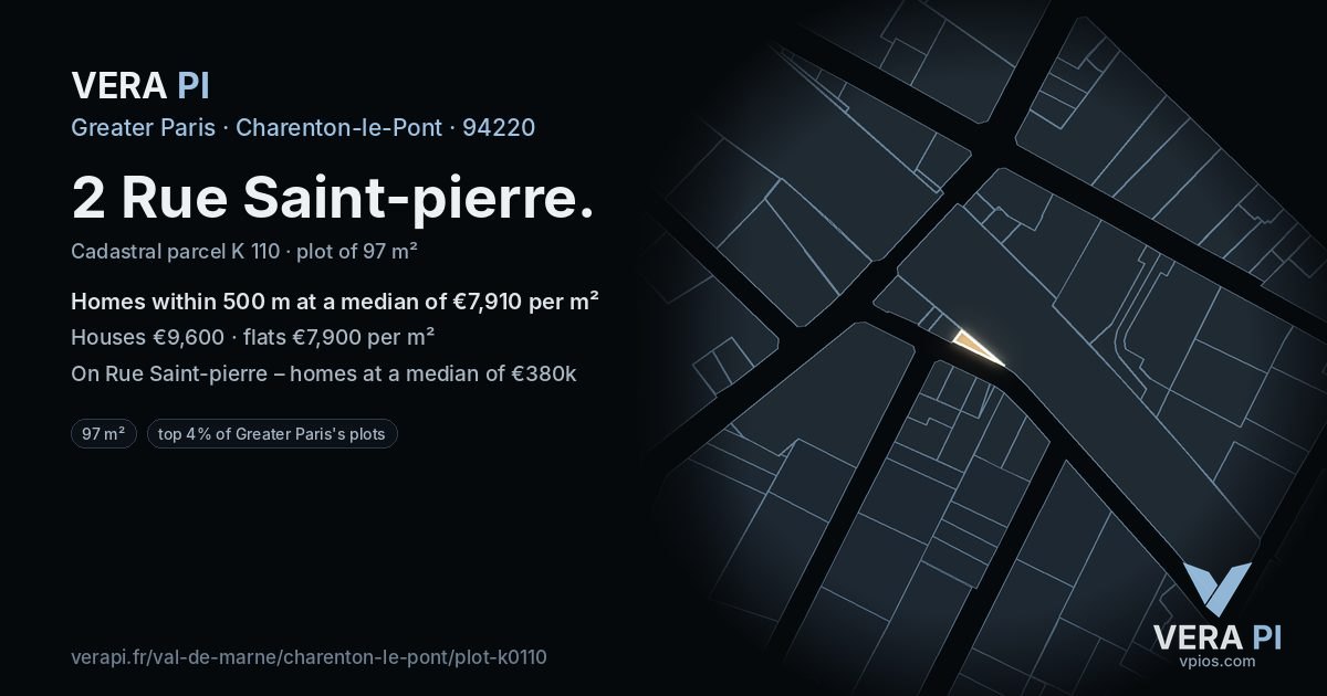 2 Rue Saint-pierre, Charenton-le-Pont at night – the plot lit, the parcels around coloured by the prices near them