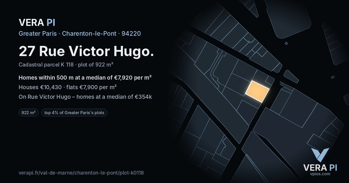 27 Rue Victor Hugo, Charenton-le-Pont at night – the plot lit, the parcels around coloured by the prices near them