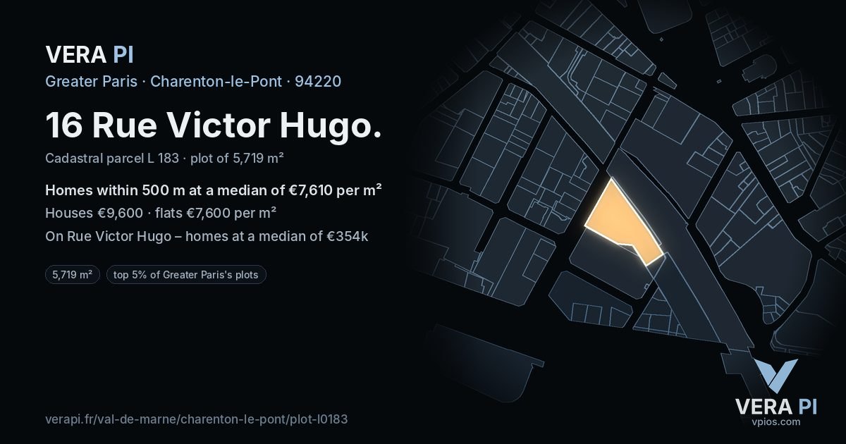 16 Rue Victor Hugo, Charenton-le-Pont at night – the plot lit, the parcels around coloured by the prices near them