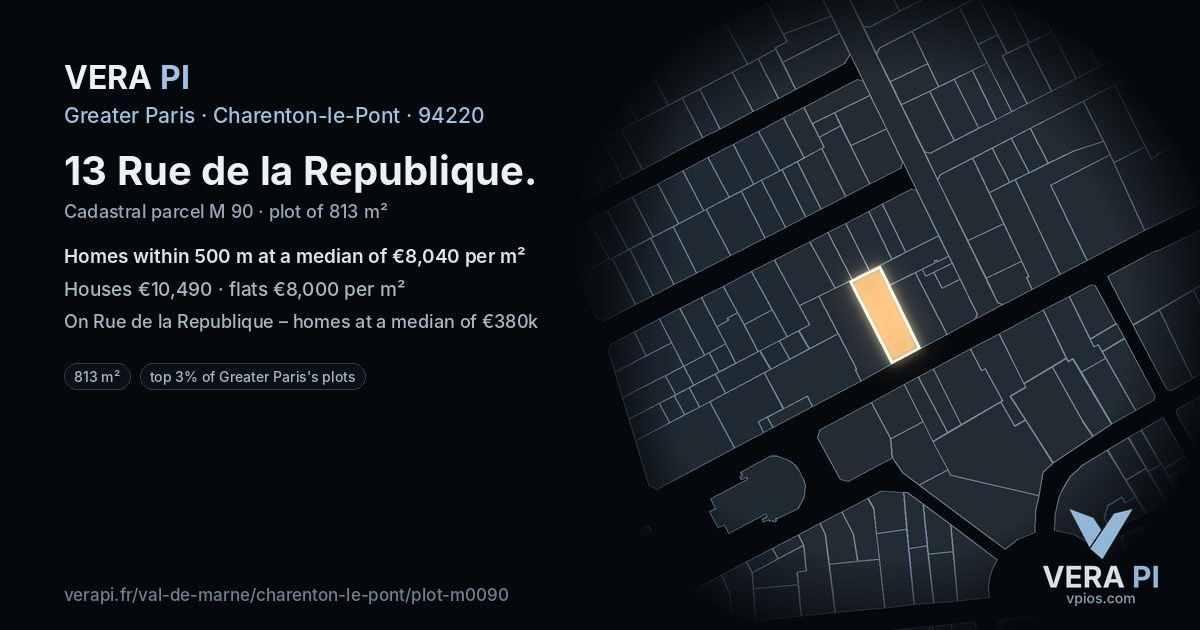 13 Rue de la Republique, Charenton-le-Pont at night – the plot lit, the parcels around coloured by the prices near them