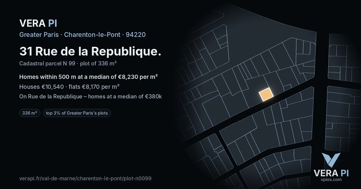 31 Rue de la Republique, Charenton-le-Pont at night – the plot lit, the parcels around coloured by the prices near them