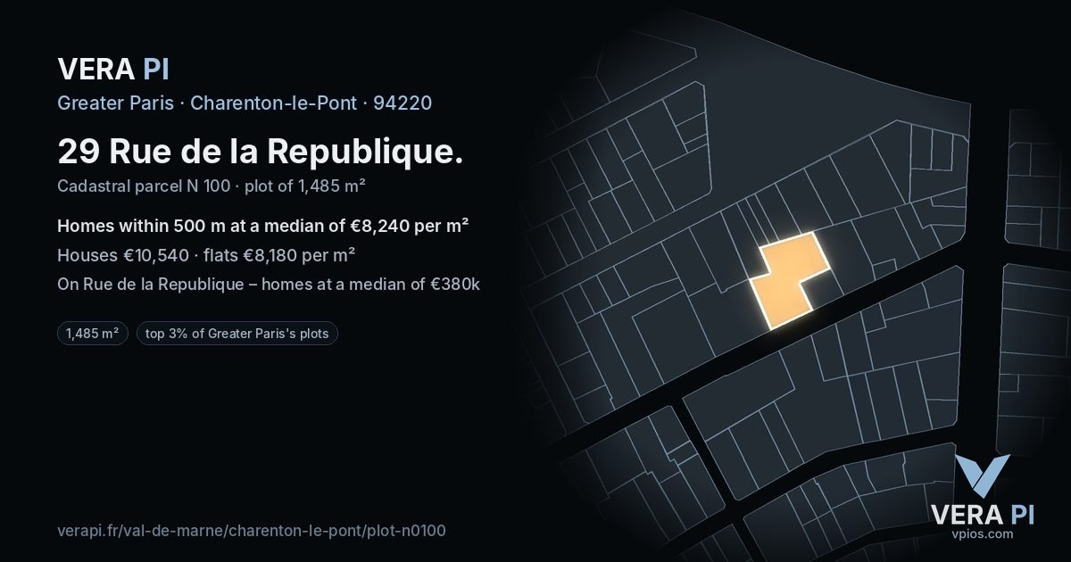29 Rue de la Republique, Charenton-le-Pont at night – the plot lit, the parcels around coloured by the prices near them