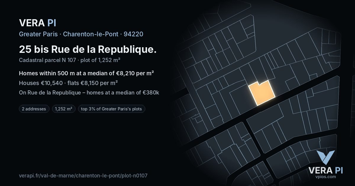 25 bis Rue de la Republique, Charenton-le-Pont at night – the plot lit, the parcels around coloured by the prices near them