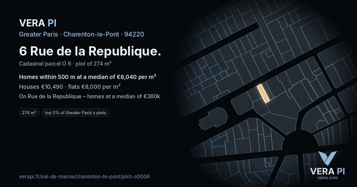6 Rue de la Republique, Charenton-le-Pont at night – the plot lit, the parcels around coloured by the prices near them