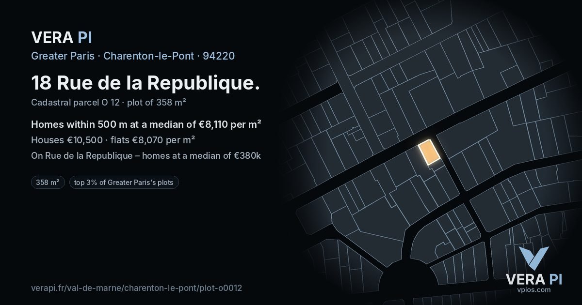 18 Rue de la Republique, Charenton-le-Pont at night – the plot lit, the parcels around coloured by the prices near them