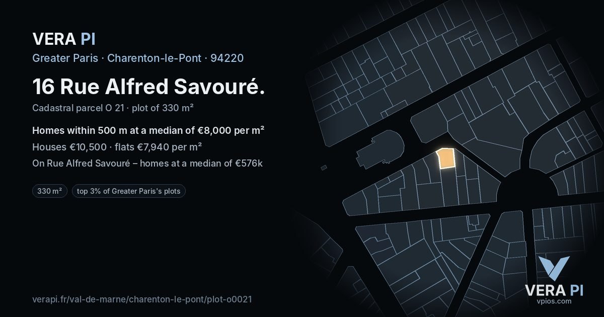 16 Rue Alfred Savouré, Charenton-le-Pont at night – the plot lit, the parcels around coloured by the prices near them
