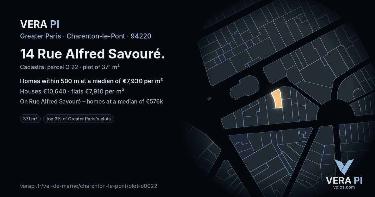 14 Rue Alfred Savouré, Charenton-le-Pont at night – the plot lit, the parcels around coloured by the prices near them