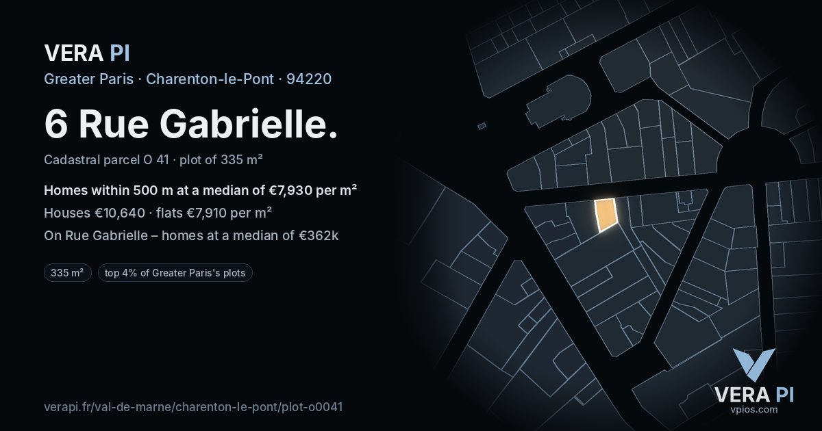 6 Rue Gabrielle, Charenton-le-Pont at night – the plot lit, the parcels around coloured by the prices near them