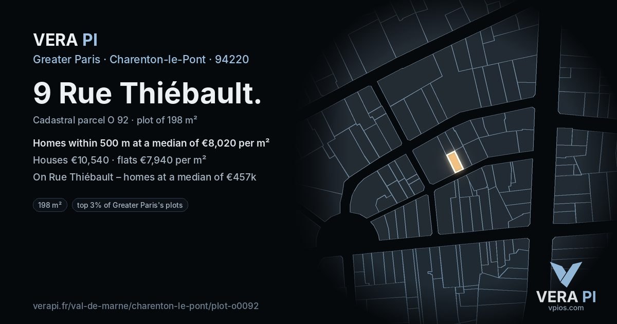 9 Rue Thiébault, Charenton-le-Pont at night – the plot lit, the parcels around coloured by the prices near them