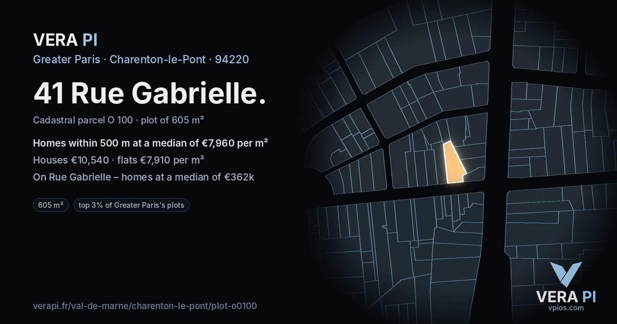 41 Rue Gabrielle, Charenton-le-Pont at night – the plot lit, the parcels around coloured by the prices near them