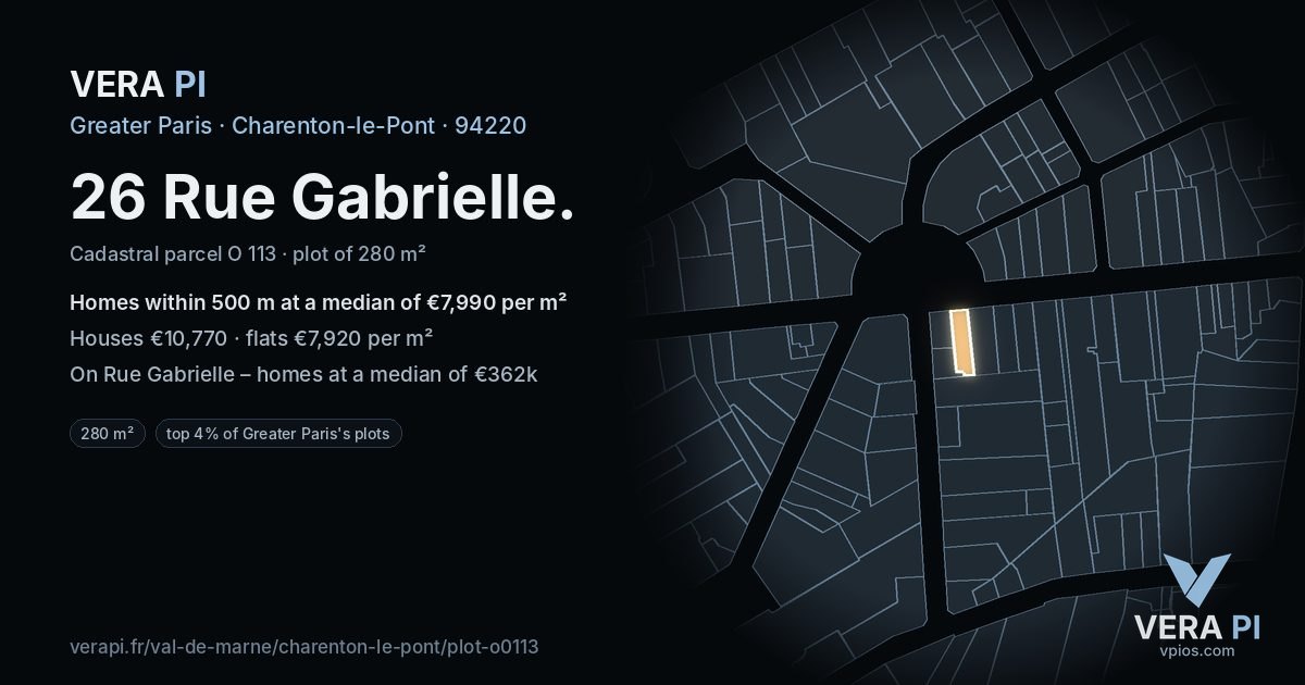 26 Rue Gabrielle, Charenton-le-Pont at night – the plot lit, the parcels around coloured by the prices near them