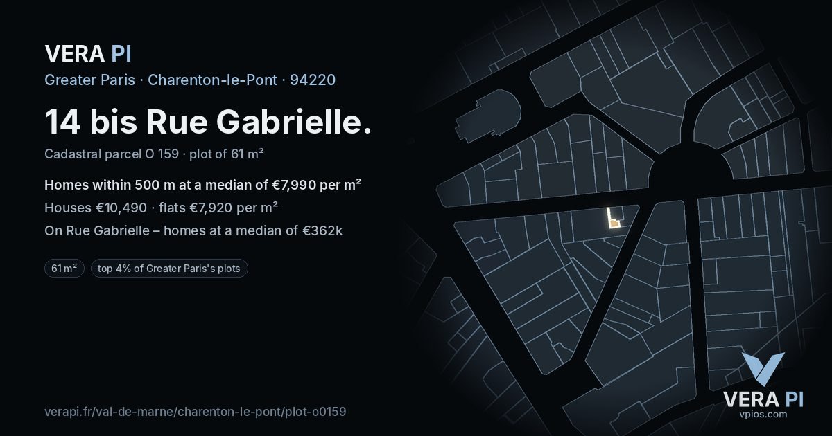 14 bis Rue Gabrielle, Charenton-le-Pont at night – the plot lit, the parcels around coloured by the prices near them
