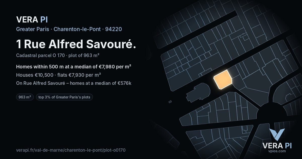 1 Rue Alfred Savouré, Charenton-le-Pont at night – the plot lit, the parcels around coloured by the prices near them