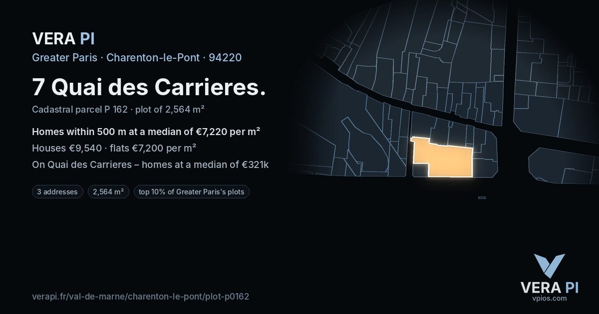 7 Quai des Carrieres, Charenton-le-Pont at night – the plot lit, the parcels around coloured by the prices near them