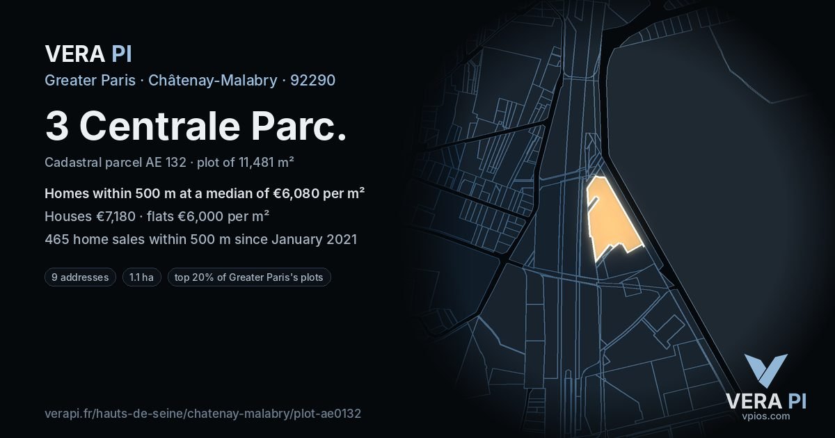 3 Centrale Parc, Châtenay-Malabry at night – the plot lit, the parcels around coloured by the prices near them