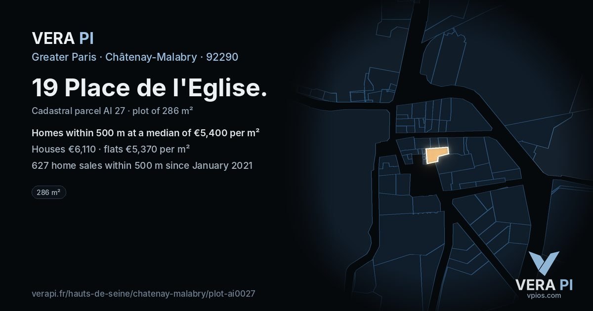 19 Place de l'Eglise, Châtenay-Malabry at night – the plot lit, the parcels around coloured by the prices near them