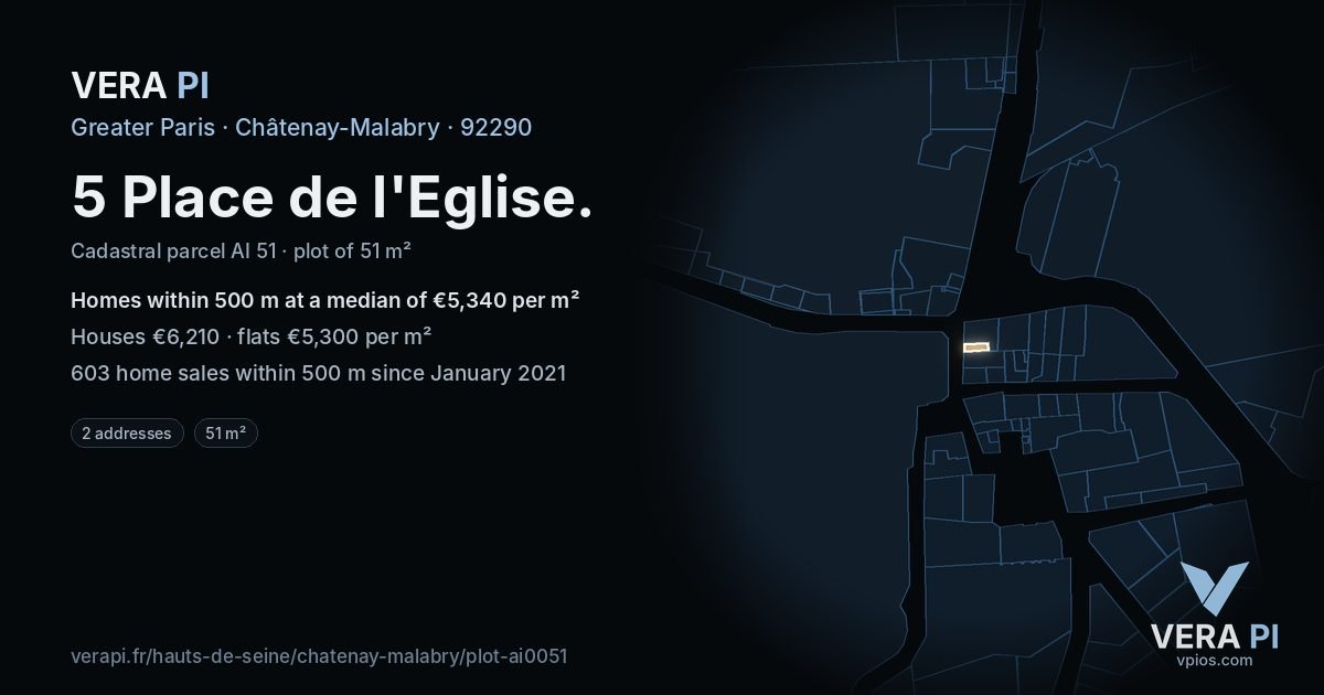 5 Place de l'Eglise, Châtenay-Malabry at night – the plot lit, the parcels around coloured by the prices near them