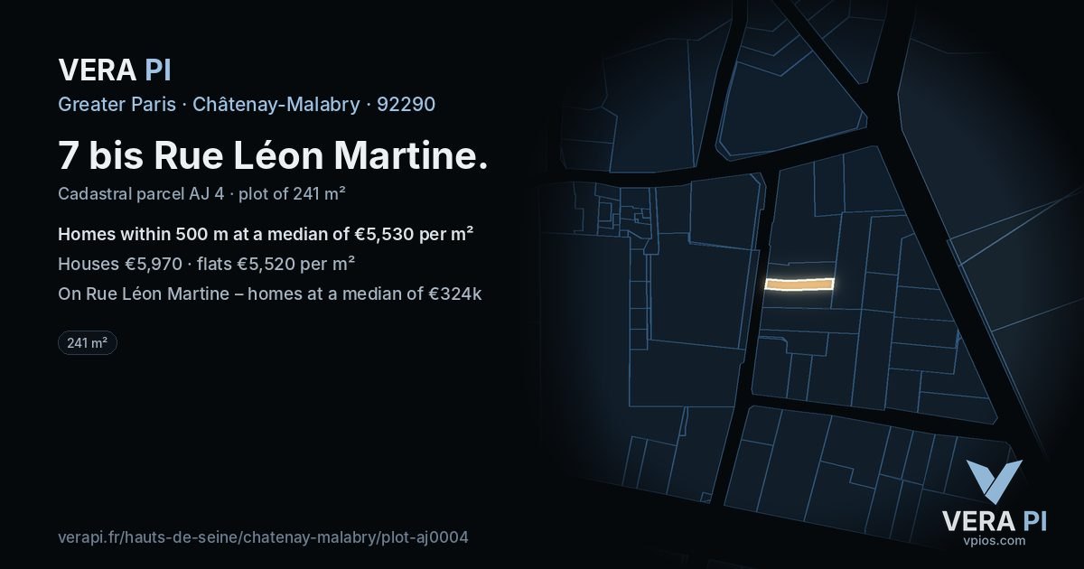 7 bis Rue Léon Martine, Châtenay-Malabry at night – the plot lit, the parcels around coloured by the prices near them