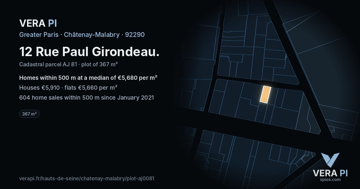 12 Rue Paul Girondeau, Châtenay-Malabry at night – the plot lit, the parcels around coloured by the prices near them