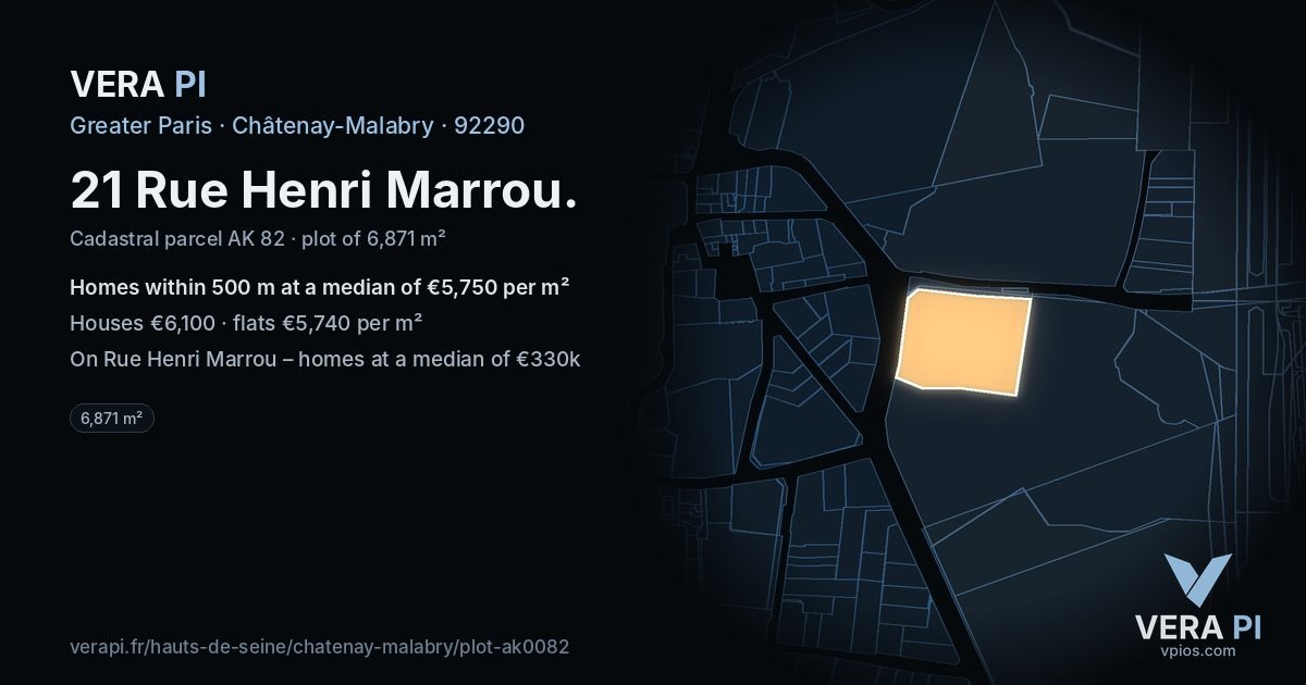 21 Rue Henri Marrou, Châtenay-Malabry at night – the plot lit, the parcels around coloured by the prices near them