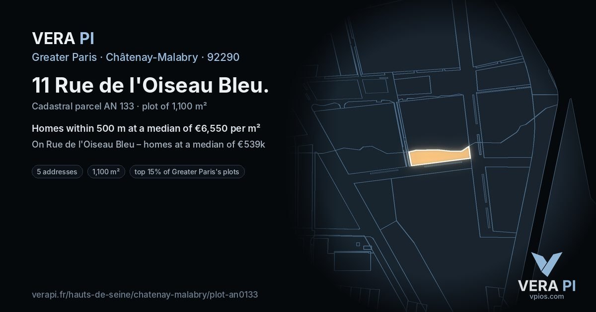11 Rue de l'Oiseau Bleu, Châtenay-Malabry at night – the plot lit, the parcels around coloured by the prices near them